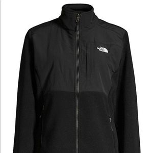 North Face Women’s Denali Jacket in Fleece